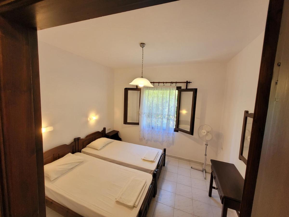 Amalia Aparthotel 2*